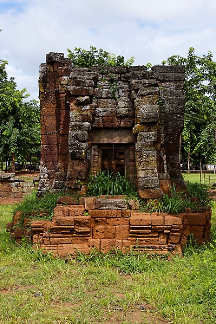 41-Prasat Khorn Buri-007